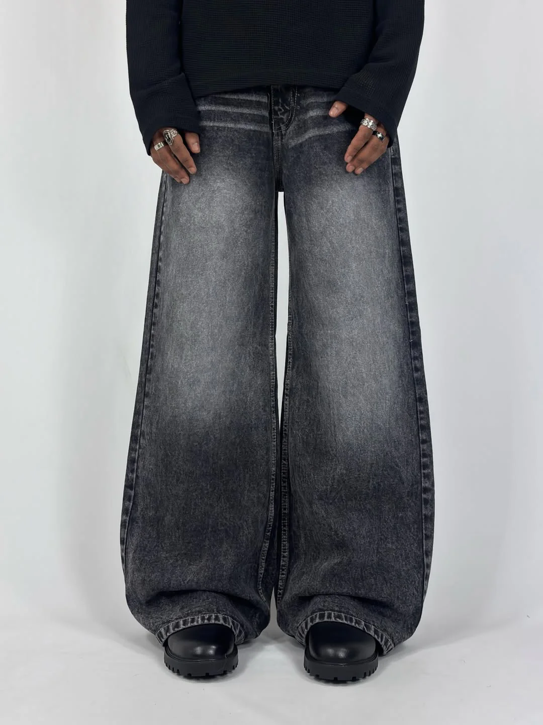 Baggy Denim Jeans - Image 9