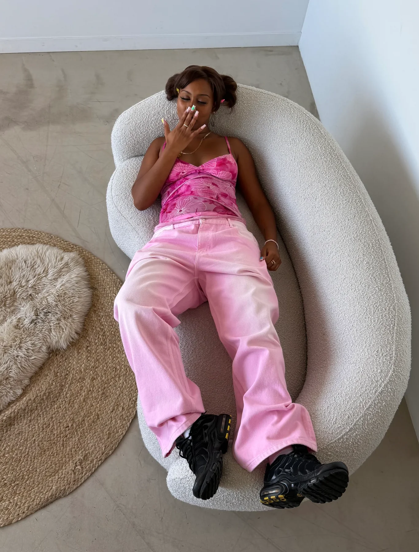 Sakura Pink Jeans - Image 3